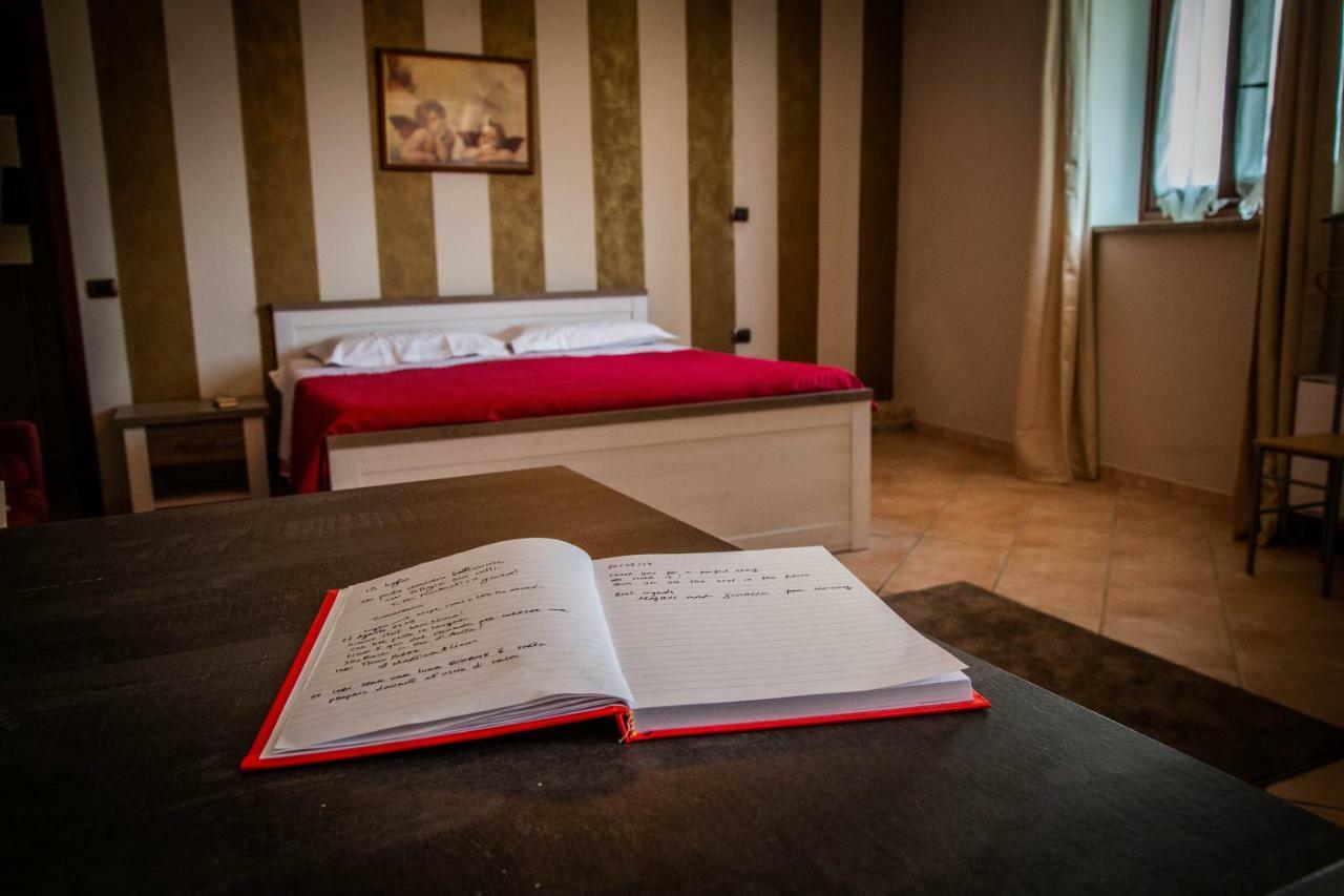 Casa Ramagio' Hotel La Morra Buitenkant foto